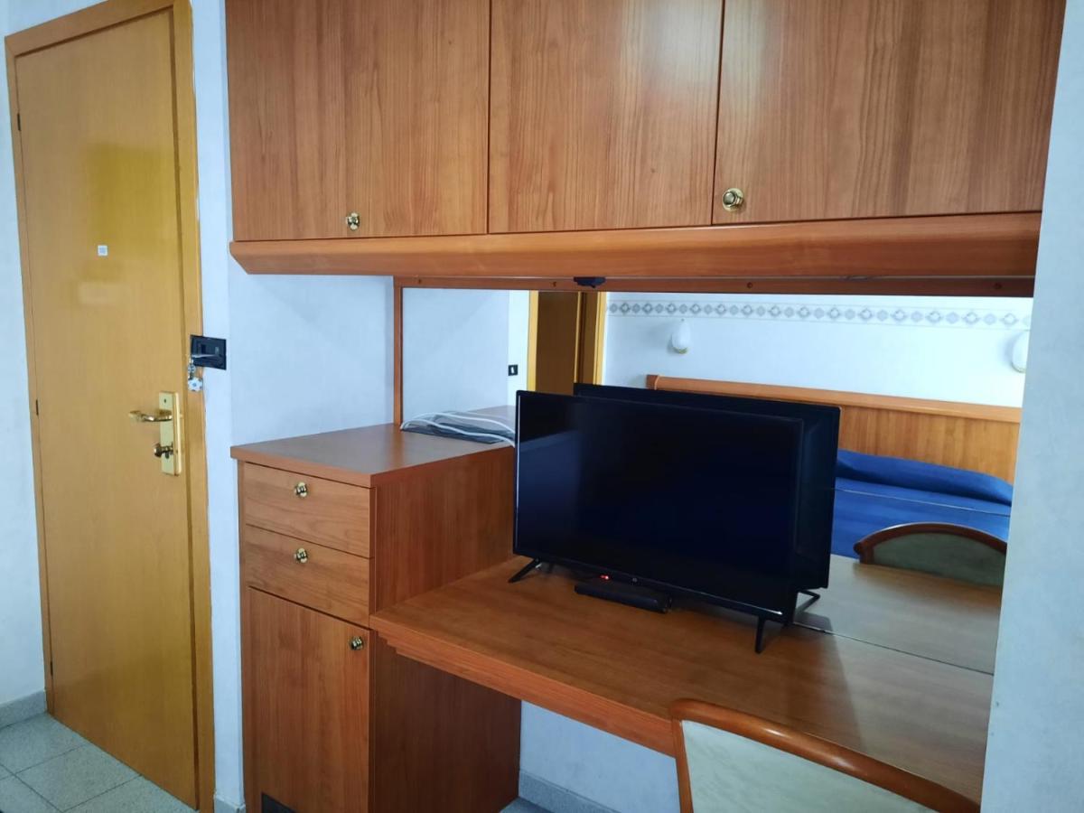 Hotel Giada Силви Марина Екстериор снимка
