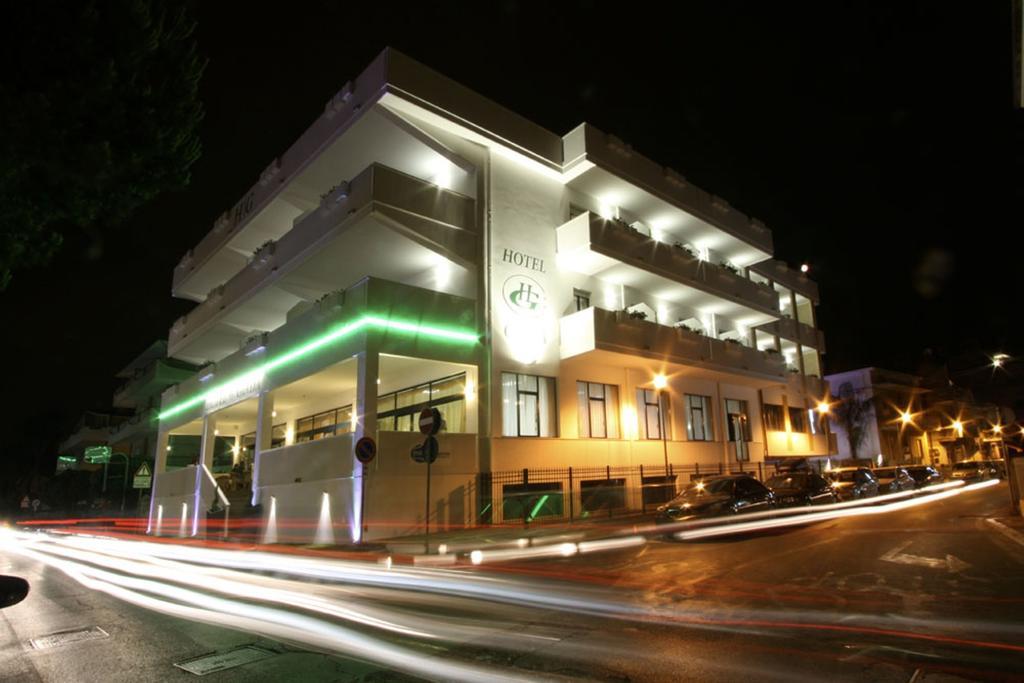 Hotel Giada Силви Марина Екстериор снимка